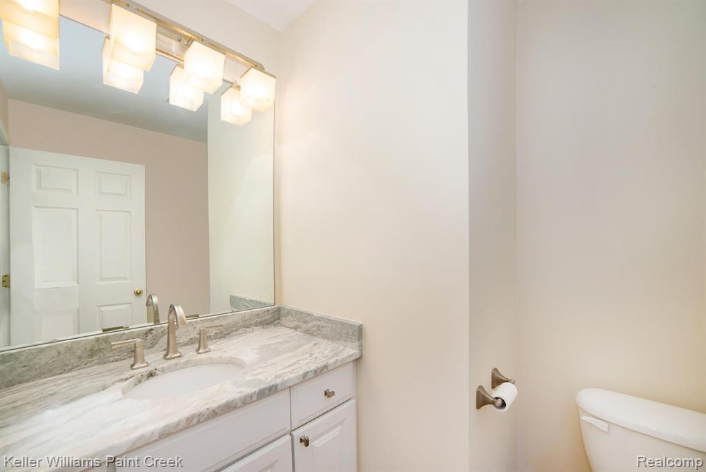 2741 Forest View Court Rochester Hills, MI 48307 - Photo 34 of 56