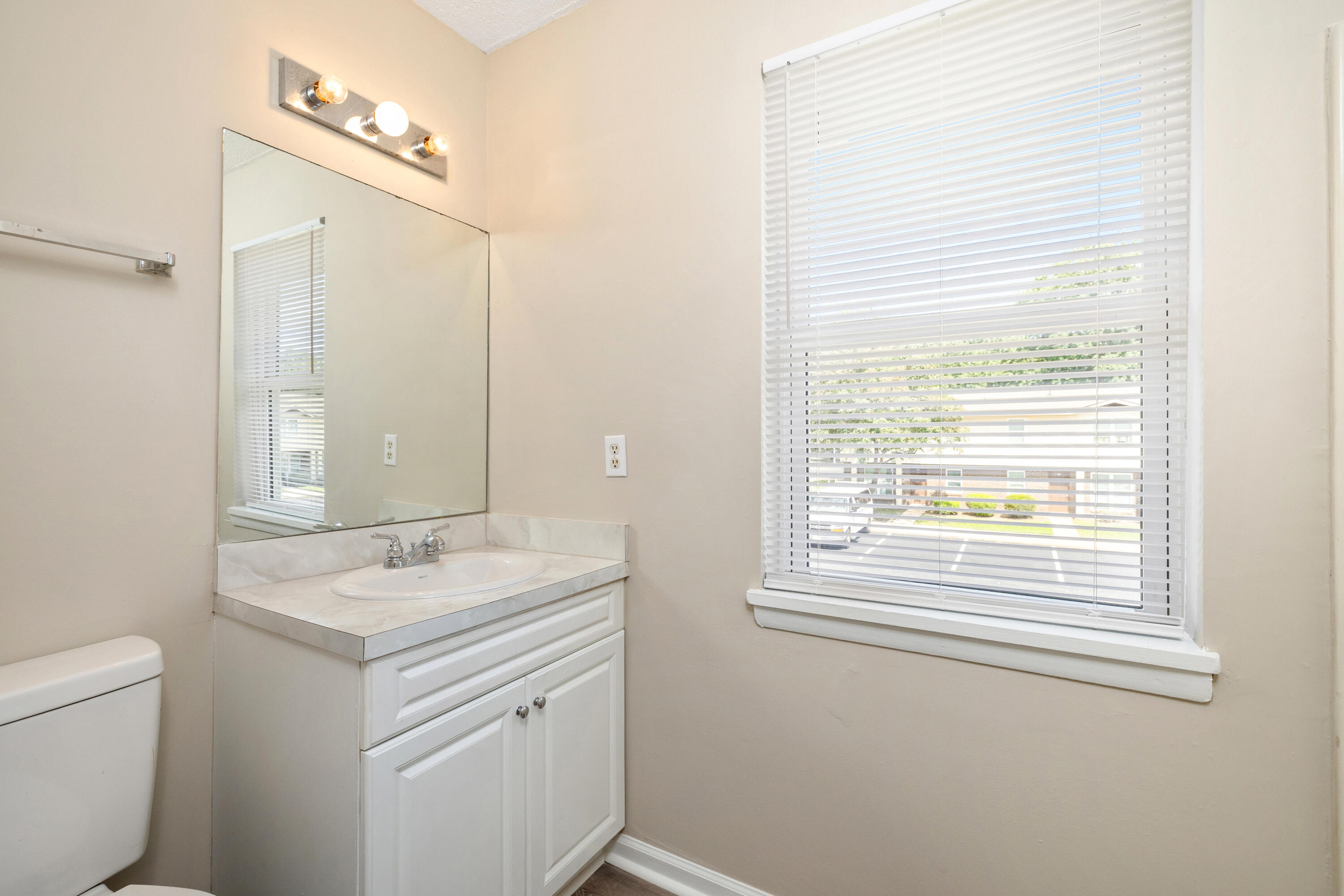 1121 Alice Drive, Unit 8 Sumter, SC 29150 - Photo 22 of 28 25