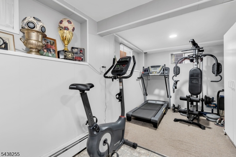 465 Ellen Street Union, NJ 07083 - Photo 27 of 41