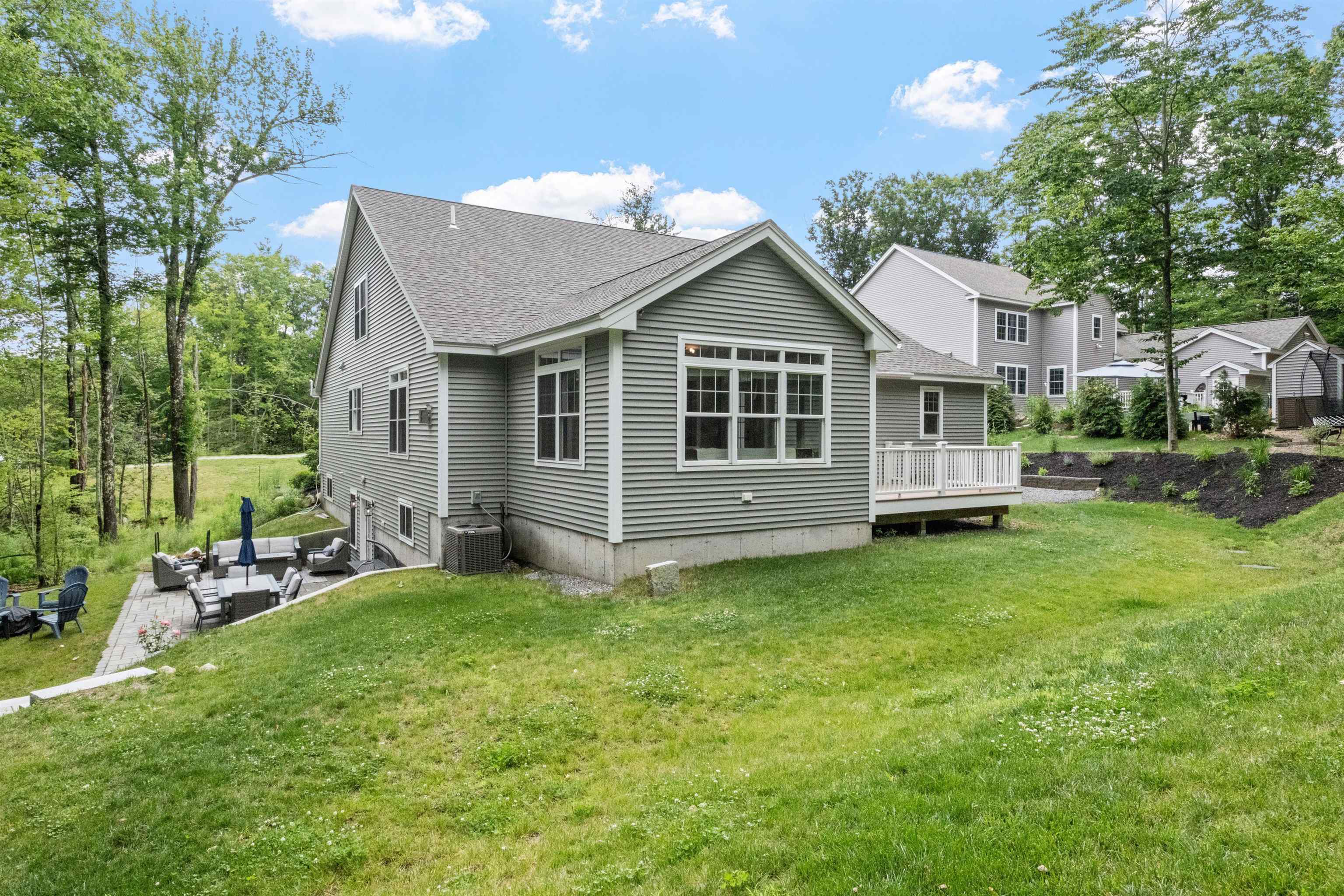 5 Hamilton Court Bow, NH 03304 - Photo 2 of 57