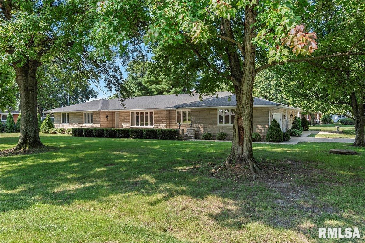 3 Lorrie Lane Springfield, IL 62703 - Photo 3 of 40