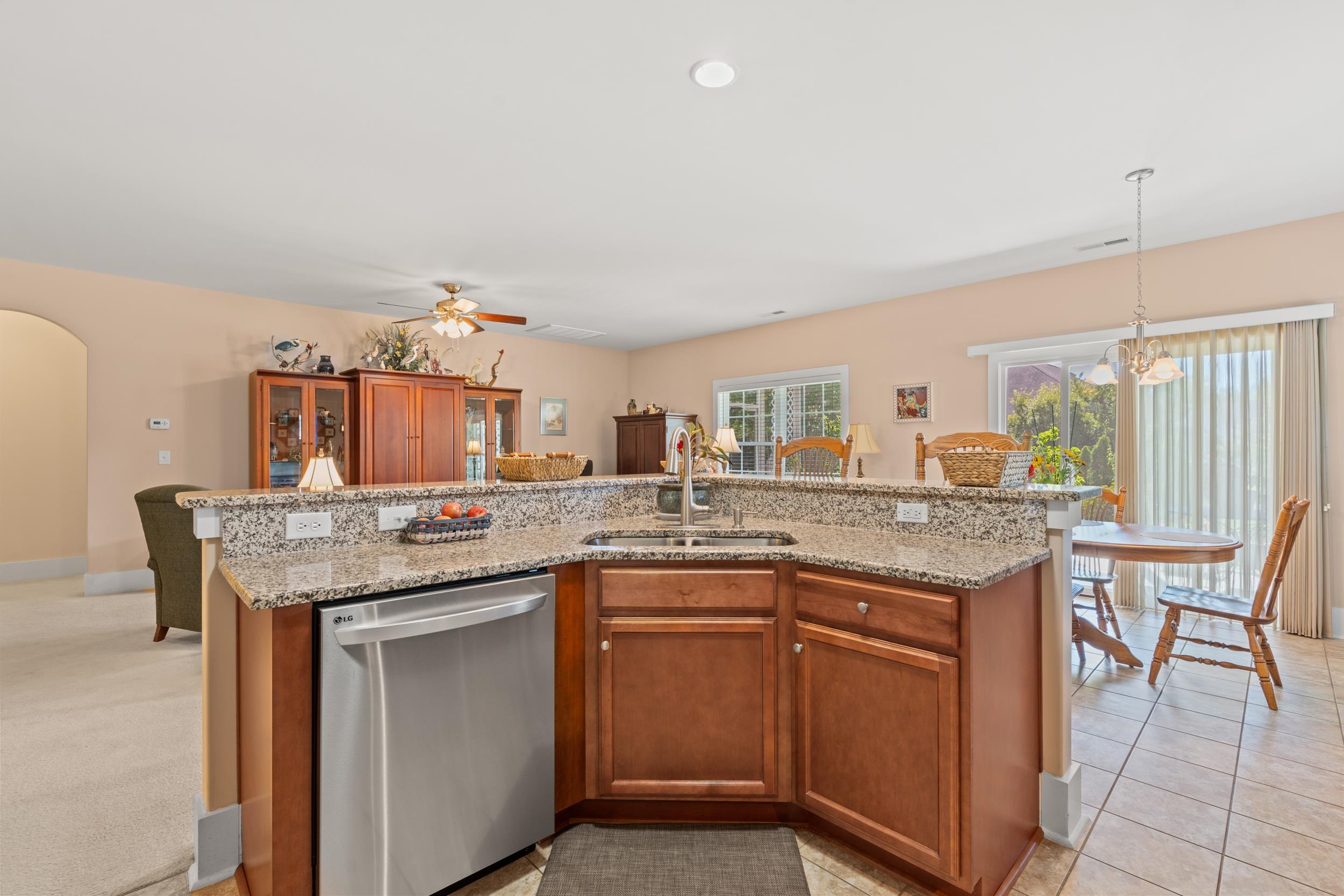 416 Retriever Court Murrells Inlet, SC 29576 - Photo 14 of 49