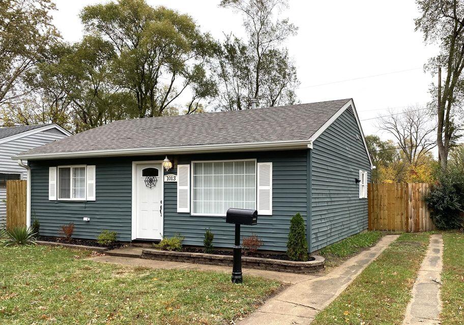 1013 Durbin Street Gary, IN 46406 - Photo 1 of 14 912x640