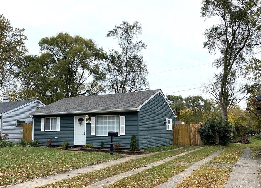 1013 Durbin Street Gary, IN 46406 - Photo 2 of 14 888x640