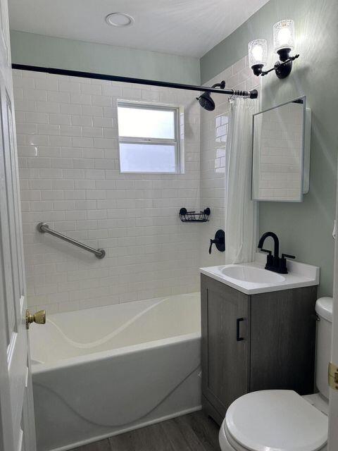 1013 Durbin Street Gary, IN 46406 - Photo 9 of 14 480x640