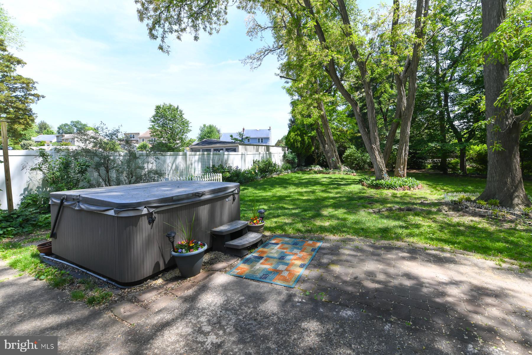 48 Sunset Drive Mount Holly, NJ 08060 - Photo 34 of 46 a view of a backyard with green space