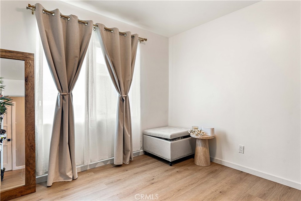 8254 Stewart And Gray Road Downey, CA 90241 - Photo 24 of 36