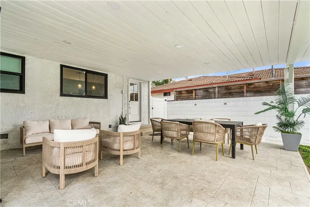 $875,000 | 8254 Stewart And Gray Road, Downey, CA 90241