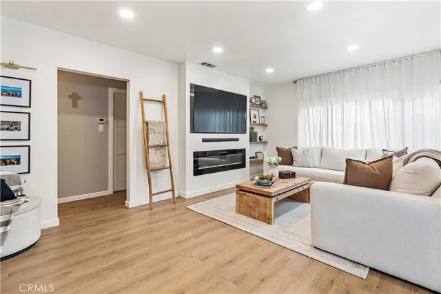 $875,000 | 8254 Stewart And Gray Road, Downey, CA 90241