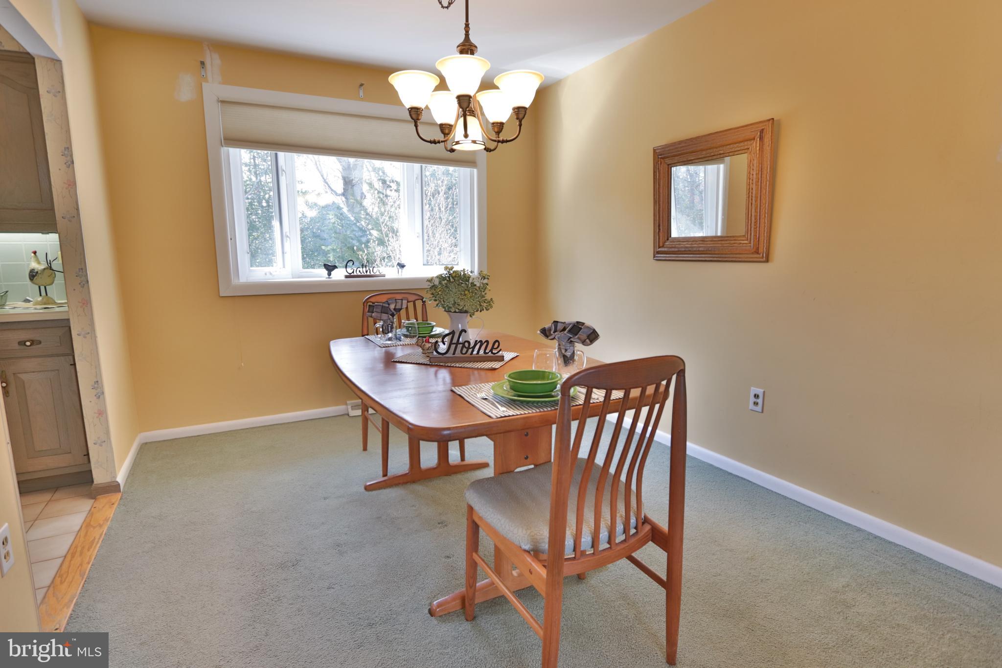 449 Edsam Avenue Pitman, NJ 08071 - Photo 8 of 23 Dining room