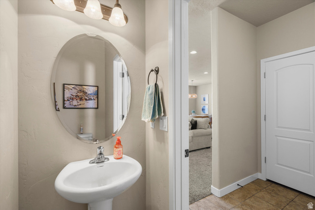 288 South 600 West Centerville, UT 84014 - Photo 6 of 40