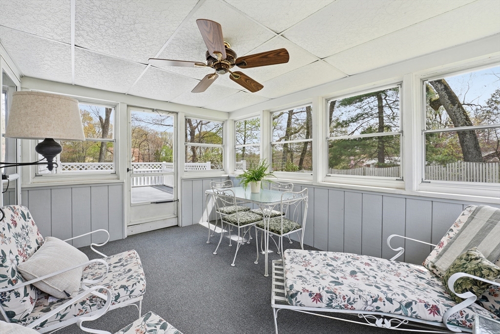 9 Jennifer Drive West Springfield, MA 01089 - Photo 18 of 42