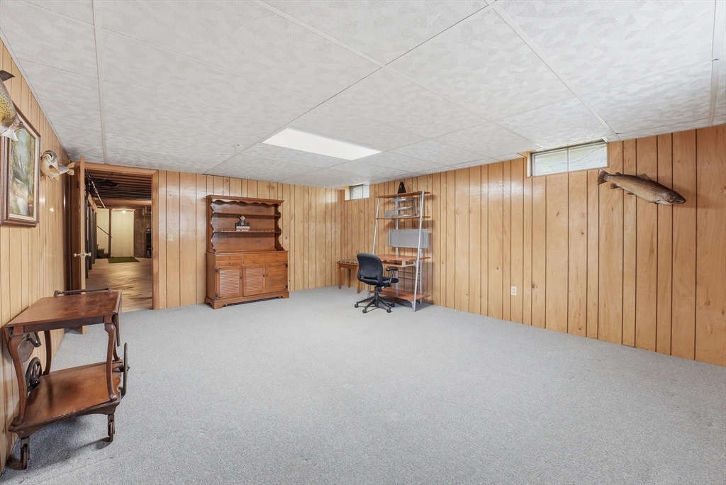 9 Jennifer Drive West Springfield, MA 01089 - Photo 38 of 42