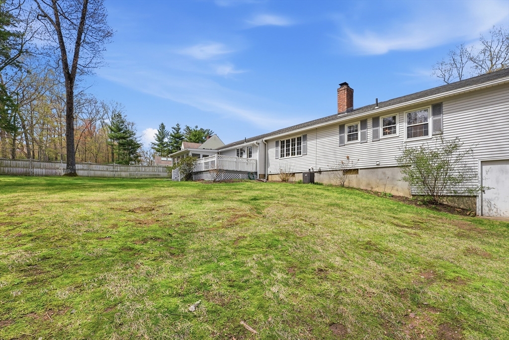 9 Jennifer Drive West Springfield, MA 01089 - Photo 40 of 42