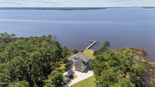 $1,250,000 | 3395 Upper Neck Road, Bayboro, NC 28515
