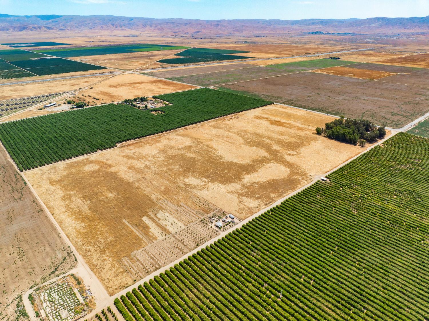 0 Gardner Field Road Bakersfield, CA 93311 - Photo 24 of 31 a view of an outdoor space and ocean view