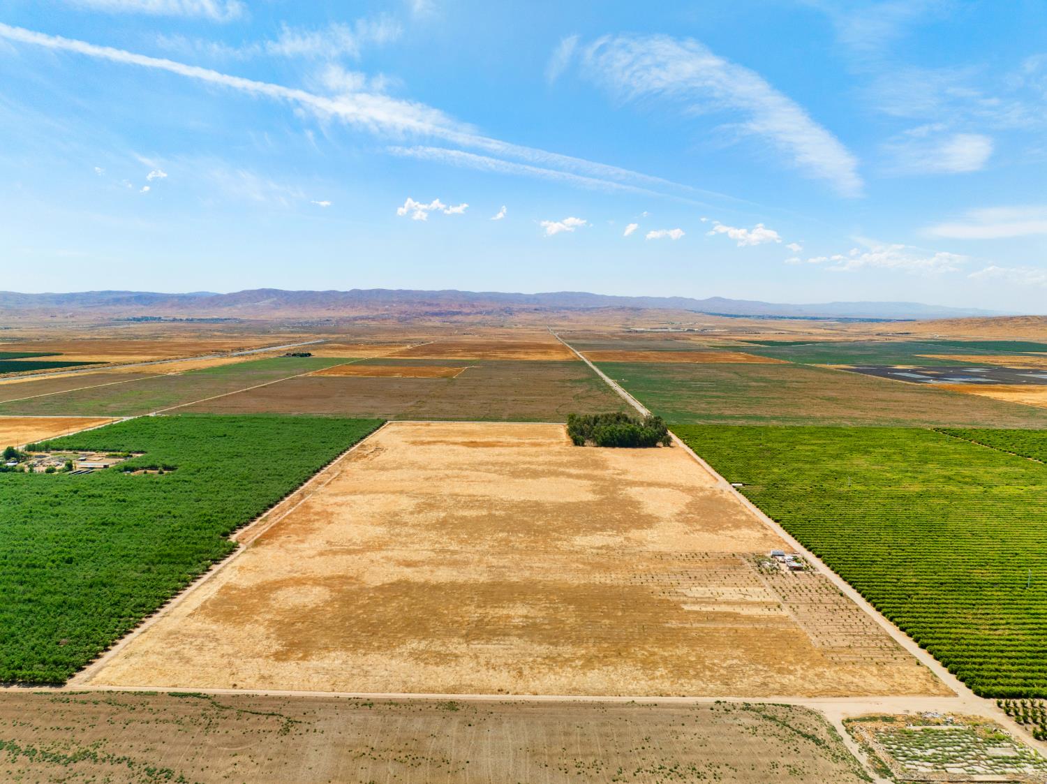 0 Gardner Field Road Bakersfield, CA 93311 - Photo 26 of 31 a view of an ocean and beach