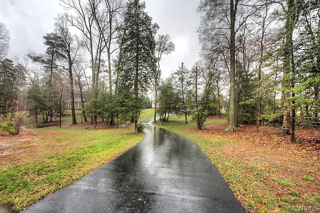 4943 Windsor Road Sandston, VA 23150 - Photo 11 of 47 Gallery Image 11