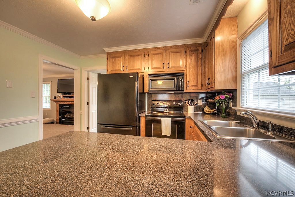 4943 Windsor Road Sandston, VA 23150 - Photo 25 of 47 Gallery Image 25