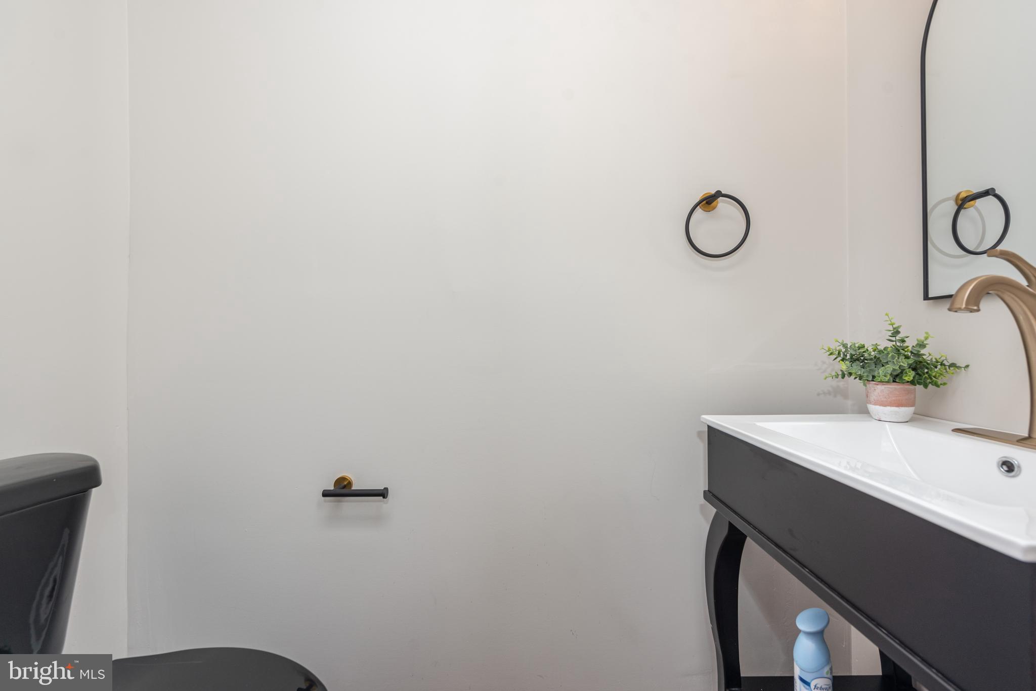 528 Tunbridge Road Baltimore, MD 21212 - Photo 15 of 40