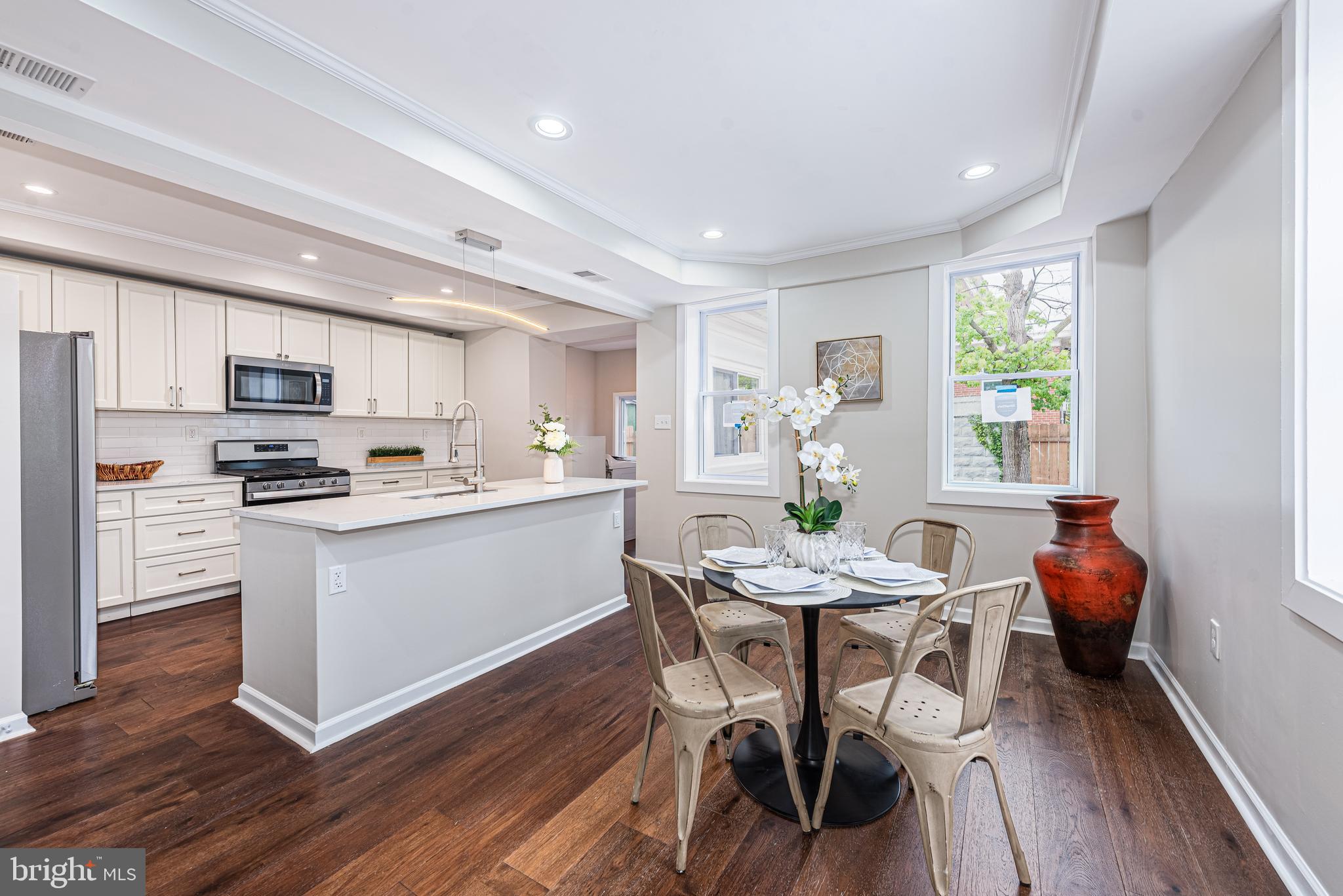 528 Tunbridge Road Baltimore, MD 21212 - Photo 7 of 40