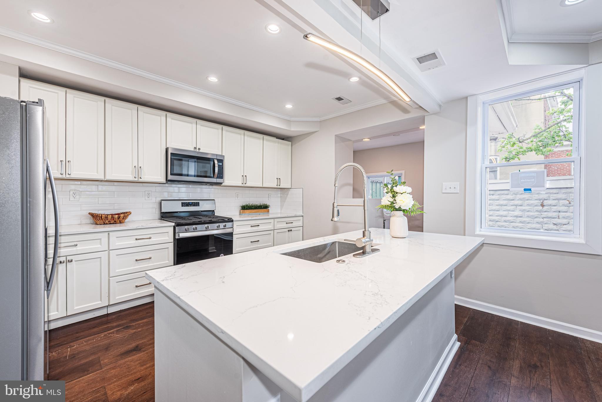 528 Tunbridge Road Baltimore, MD 21212 - Photo 10 of 40