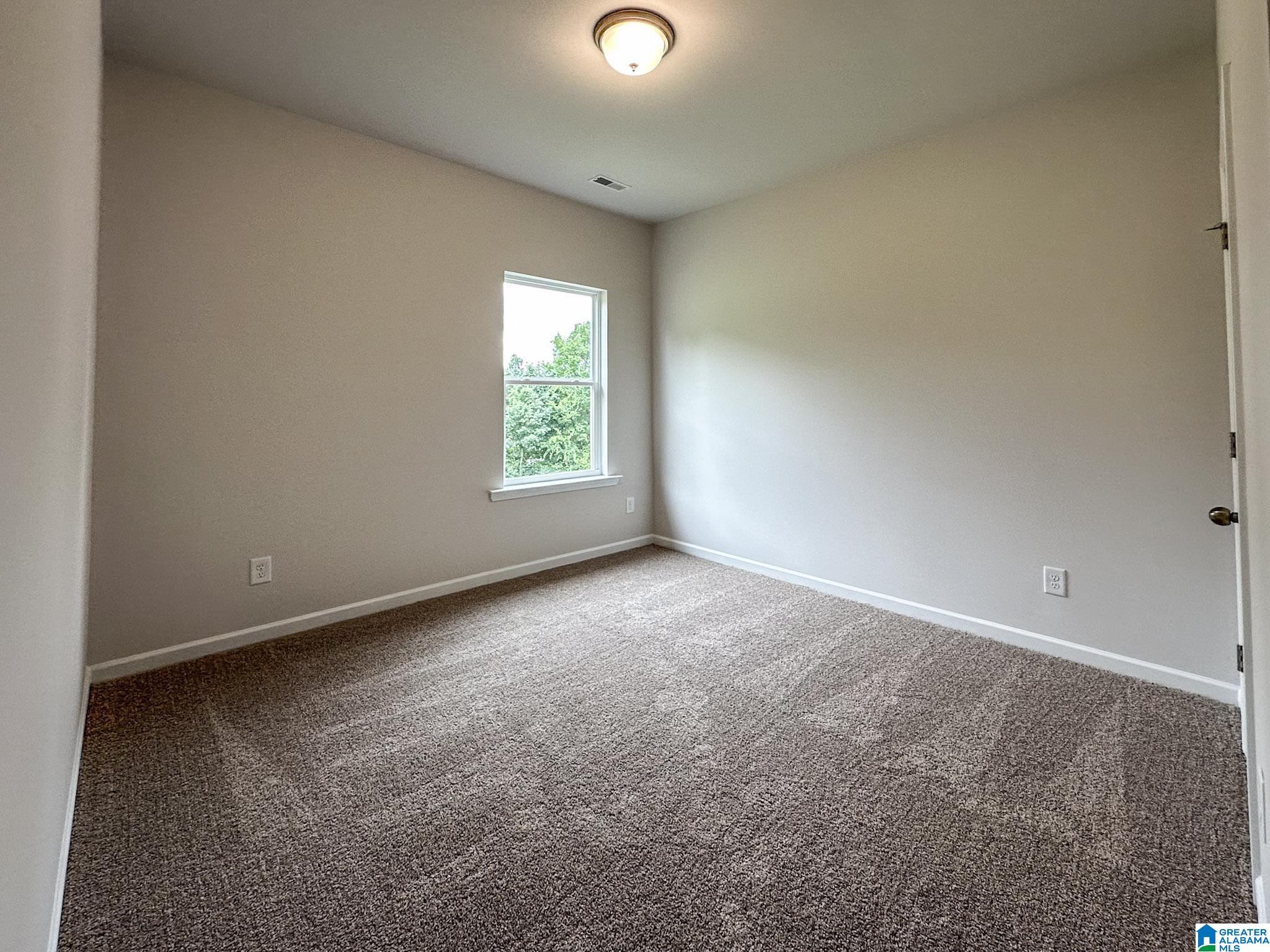 1012 Pinnacle Parkway Leeds, AL 35094 - Photo 15 of 35