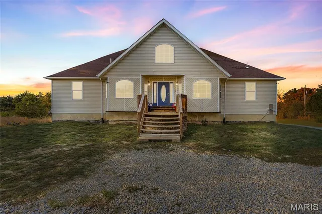 $319,900 | 3526 Rock Road, Bismarck, MO 63624