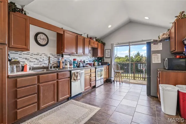 $319,900 | 3526 Rock Road, Bismarck, MO 63624