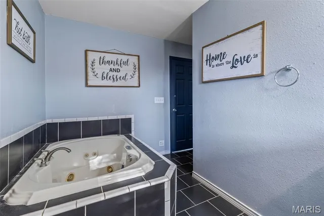 $319,900 | 3526 Rock Road, Bismarck, MO 63624