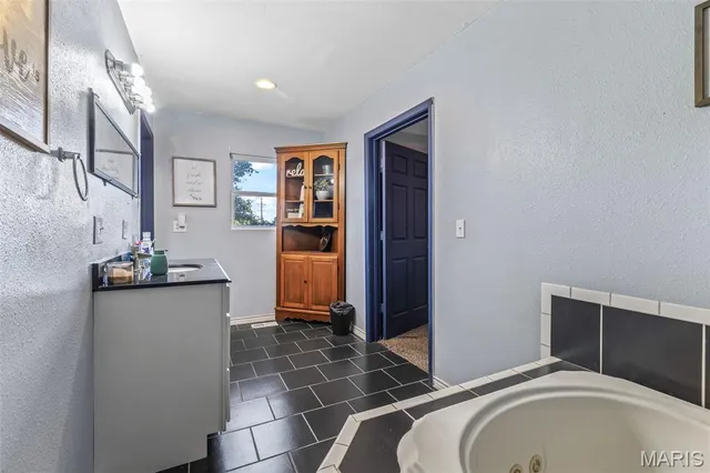 $319,900 | 3526 Rock Road, Bismarck, MO 63624