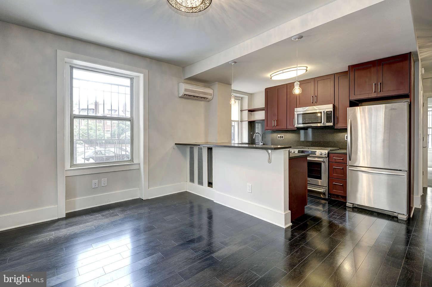 1910 Kalorama Road Northwest, Unit 107 Washington, DC 20009 - Photo 3 of 11 Kitchen