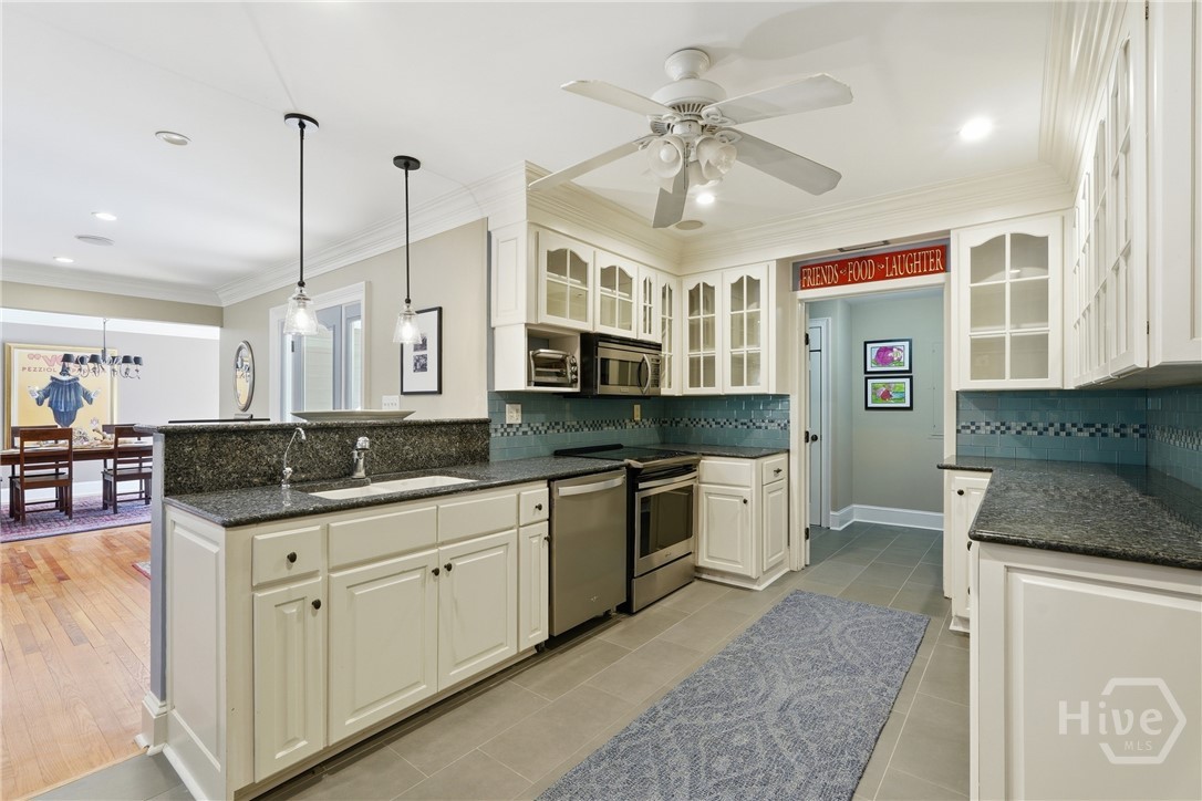 361 Island Road Savannah, GA 31406 - Photo 12 of 58