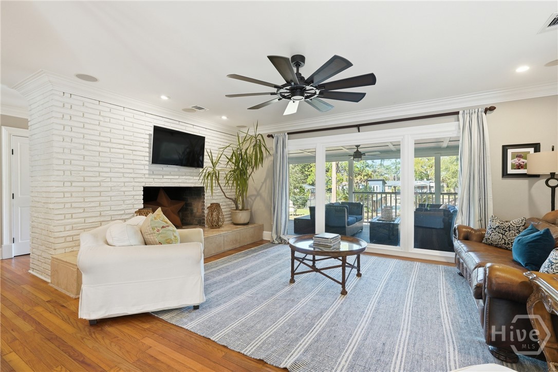 361 Island Road Savannah, GA 31406 - Photo 9 of 58