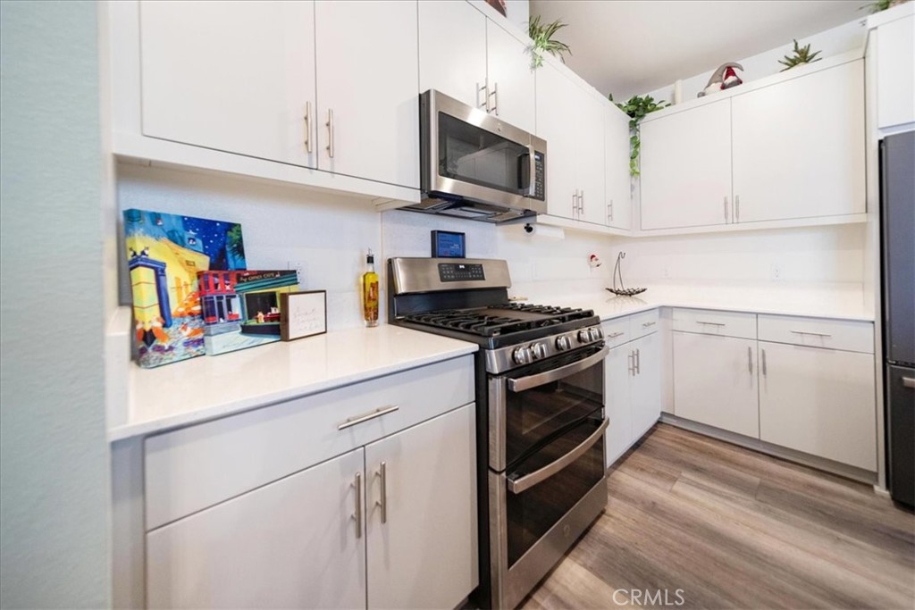 35157 Grove Trail Fallbrook, CA 92028 - Photo 12 of 55