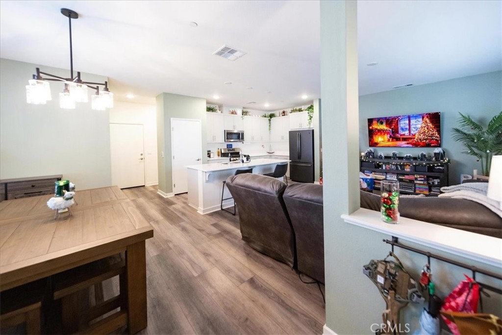 35157 Grove Trail Fallbrook, CA 92028 - Photo 5 of 55