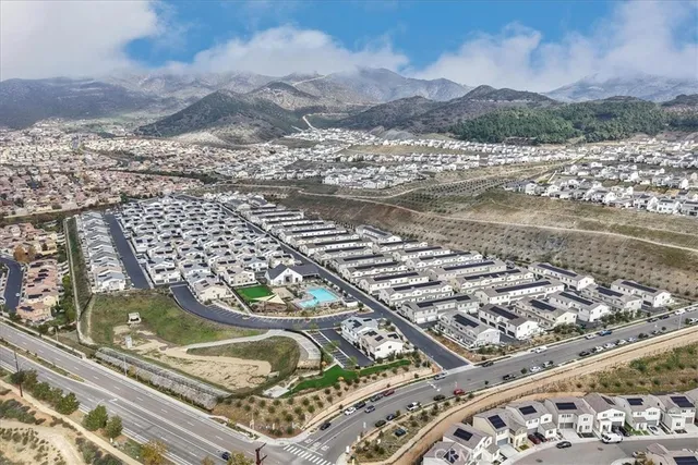 $617,999 | 35157 Grove Trail, Fallbrook, CA 92028