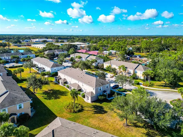 $299,990 | 6205 Flagfish Court, Lakewood Ranch, FL 34202