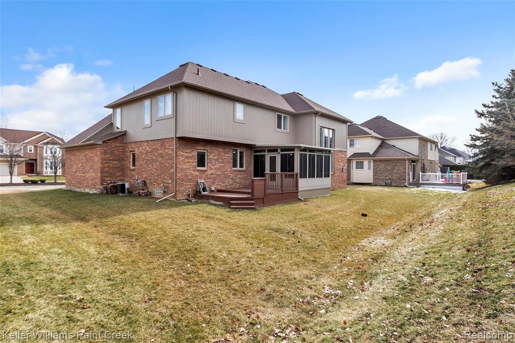 2040 Somerville Road Rochester Hills, MI 48307 - Photo 49 of 63