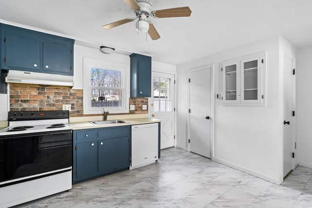 $279,900 | 41 South Street, Unit 11, Easthampton, MA 01027