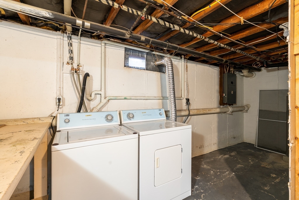 41 South Street, Unit 11 Easthampton, MA 01027 - Photo 24 of 30 a utility room with dryer and washer