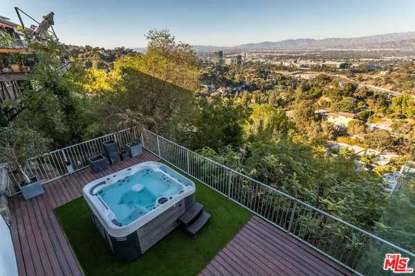 $15,995 | 7177 Pacific View Drive, Los Angeles, CA 90068