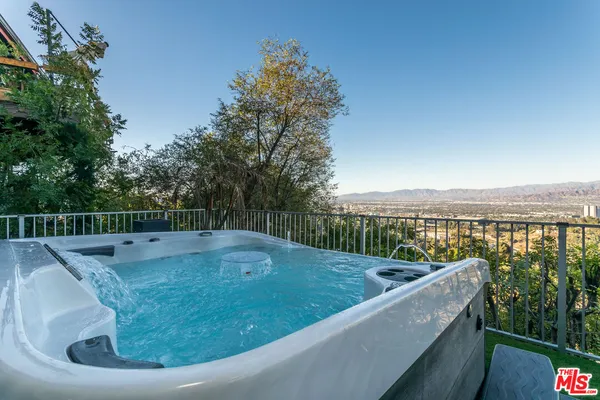 $15,995 | 7177 Pacific View Drive, Los Angeles, CA 90068
