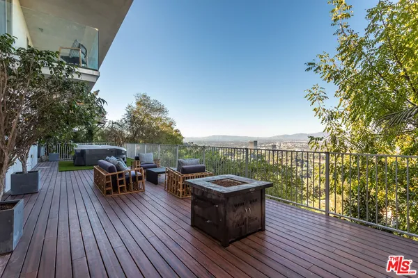 $15,995 | 7177 Pacific View Drive, Los Angeles, CA 90068