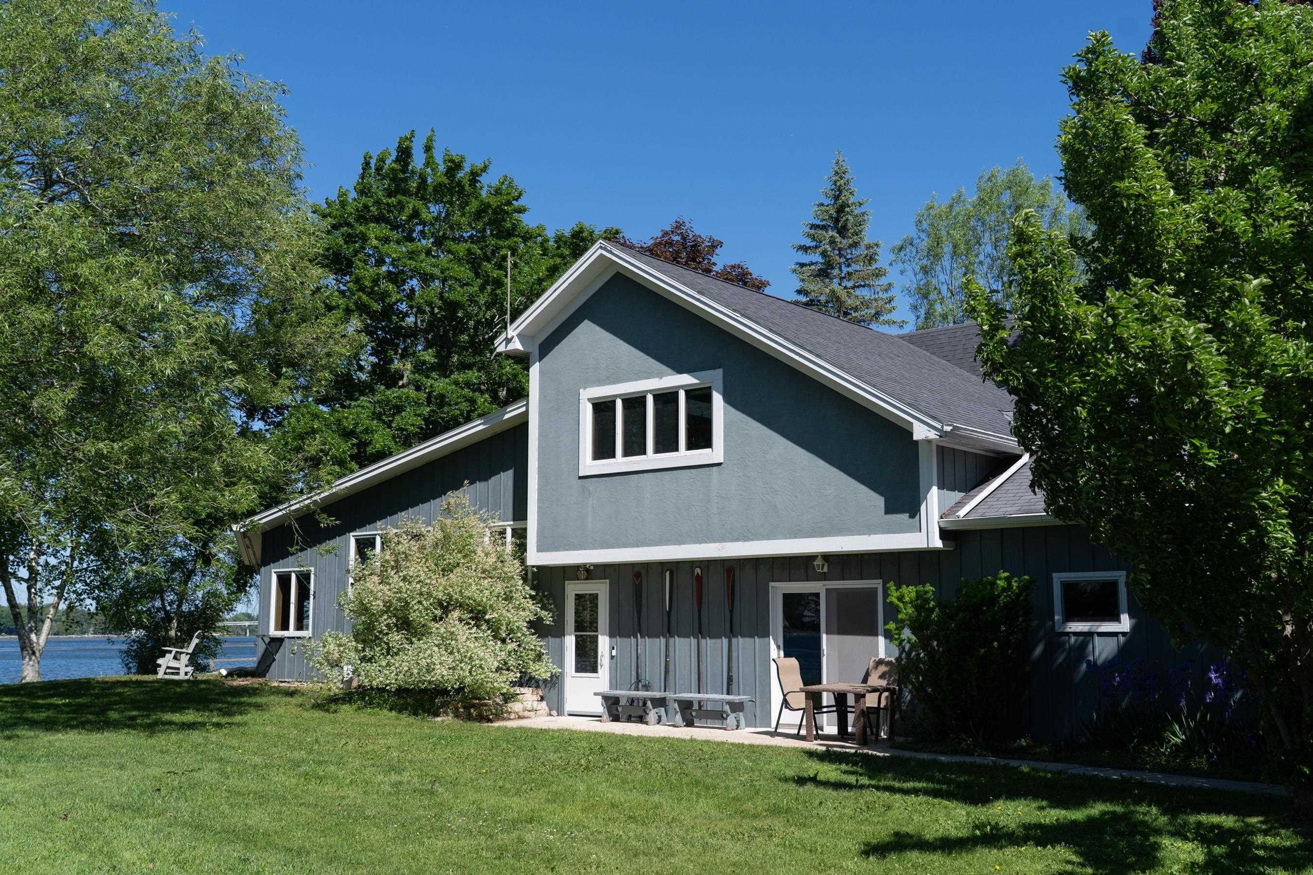 1537 Cove Road Sturgeon Bay, WI 54235 - Photo 1 of 33