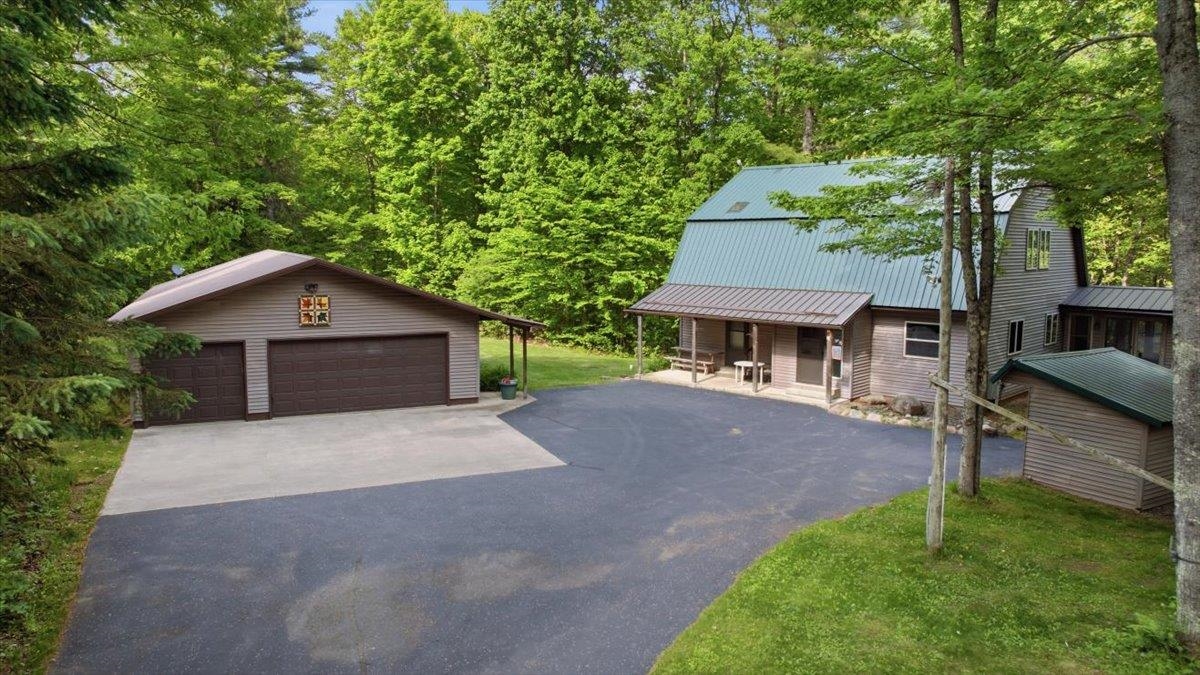 14754 North McComb Lake Road Mountain, WI 54149 - Photo 1 of 82