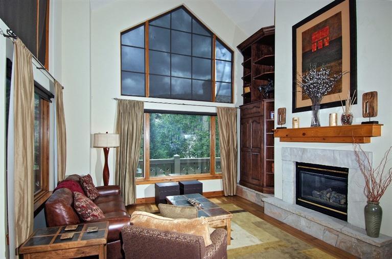 30 Cresta Road, Unit 302 Edwards, CO 81632 - Photo 1 of 11 Primary Photo