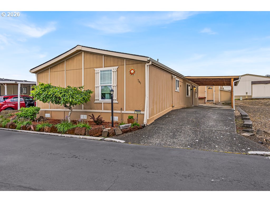791 Southwest Valley Forge Way, Unit 345 Beaverton, OR 97006 - Photo 1 of 37