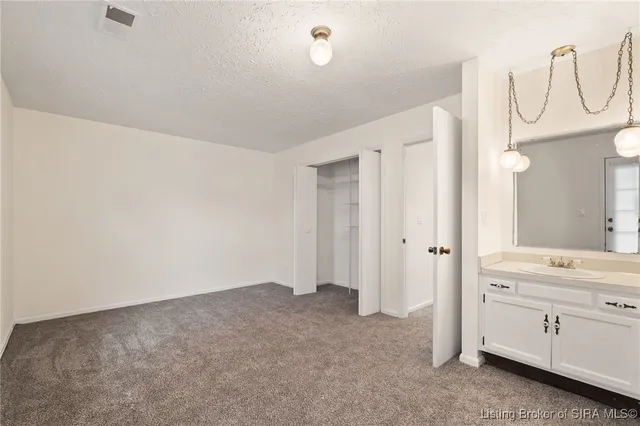 $129,900 | 710 Victoria Court, New Albany, IN 47150