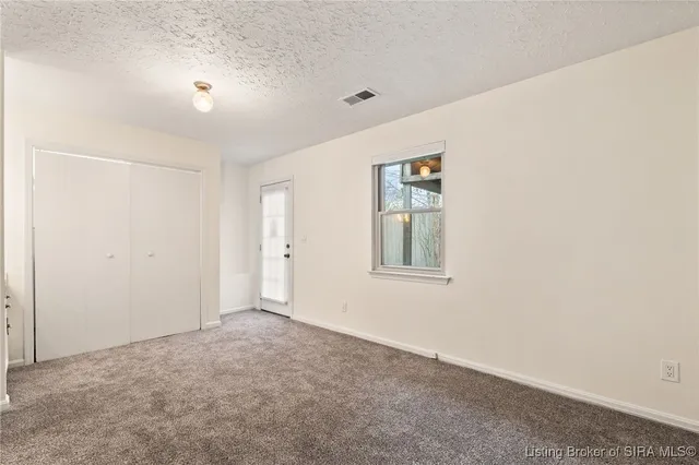 $129,900 | 710 Victoria Court, New Albany, IN 47150